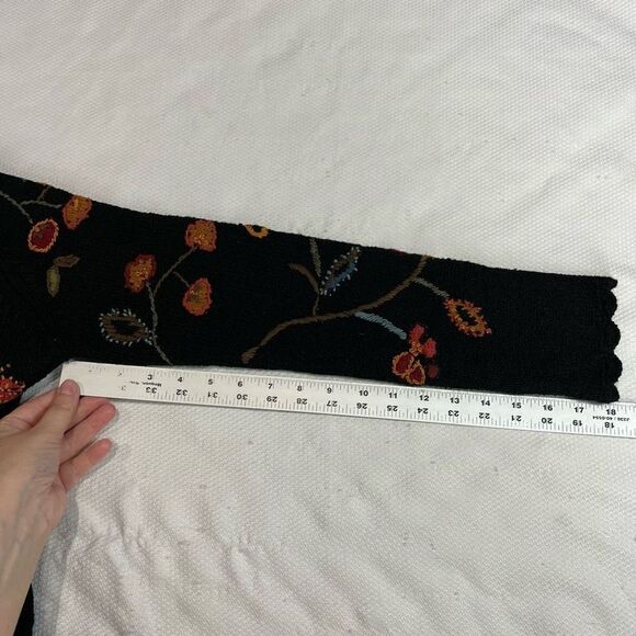 Vintage Coldwater Creek Heavily Floral Embroidered Button Up Cardigan - Picture 5 of 7